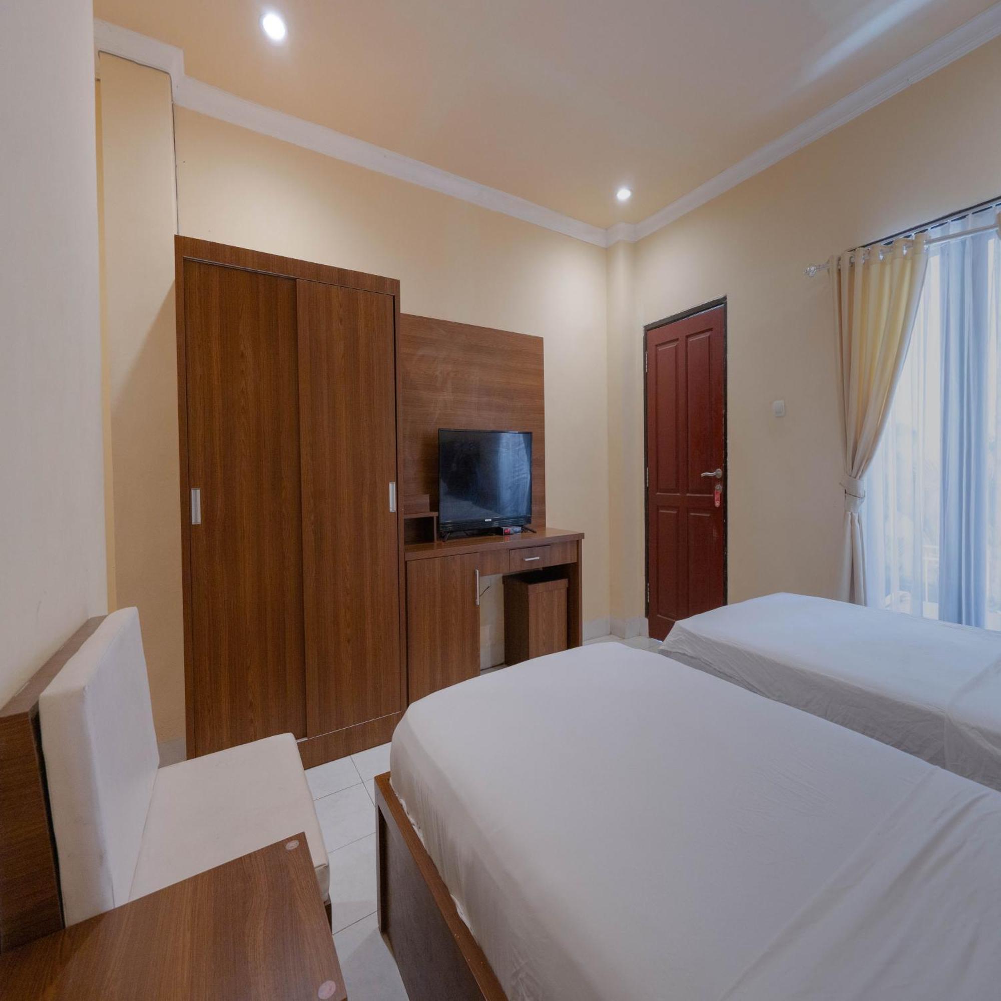 Urbanview My Home One Gili Trawangan Exterior foto