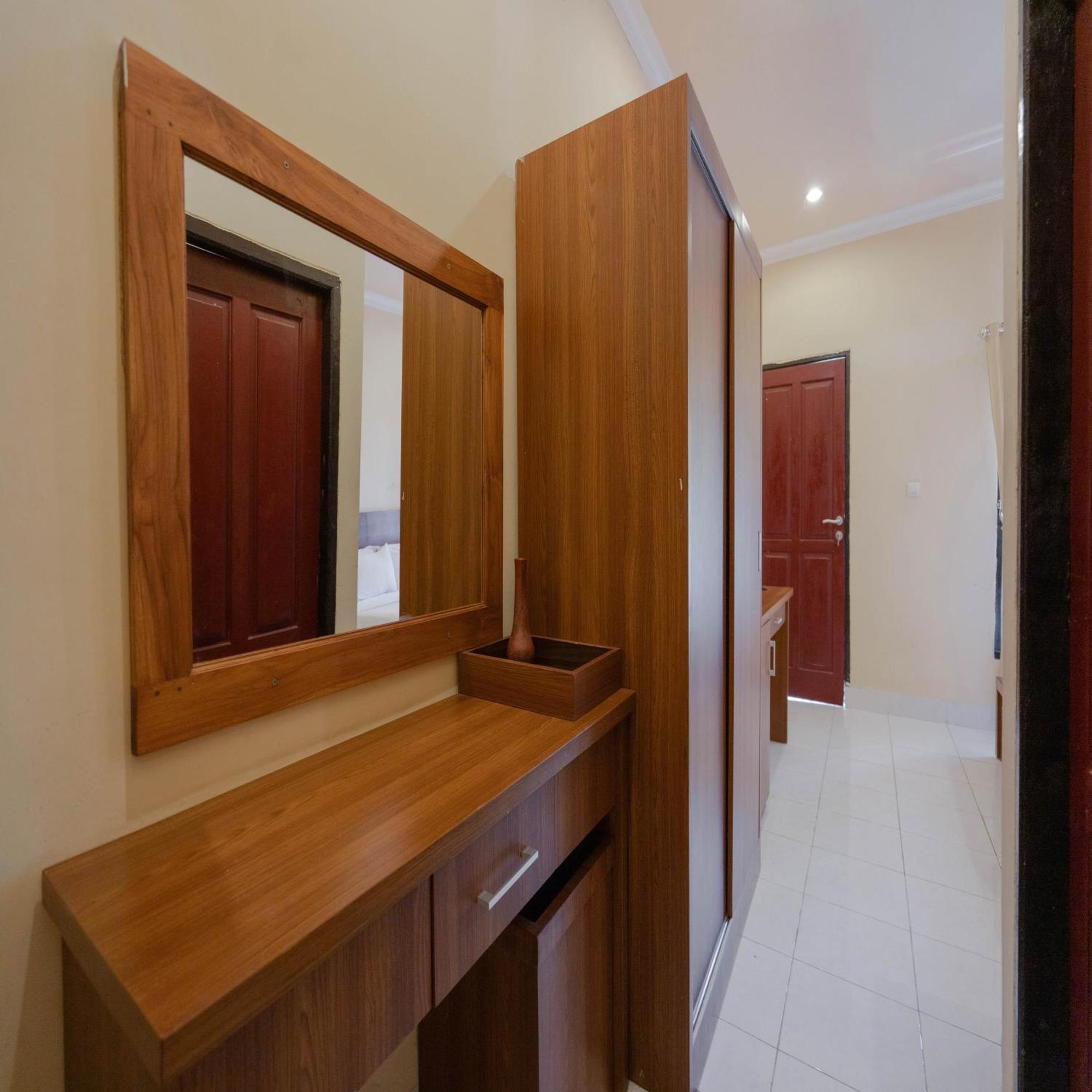 Urbanview My Home One Gili Trawangan Exterior foto